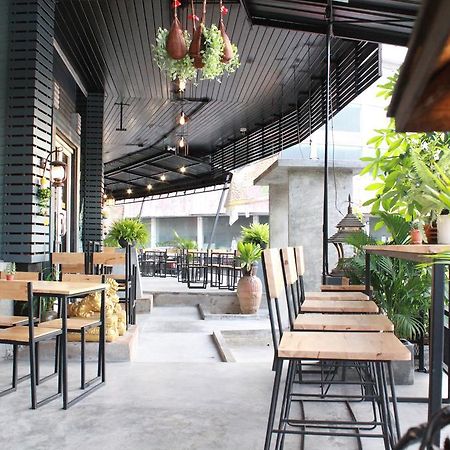 Mook Anda Hotel Phuket Bagian luar foto