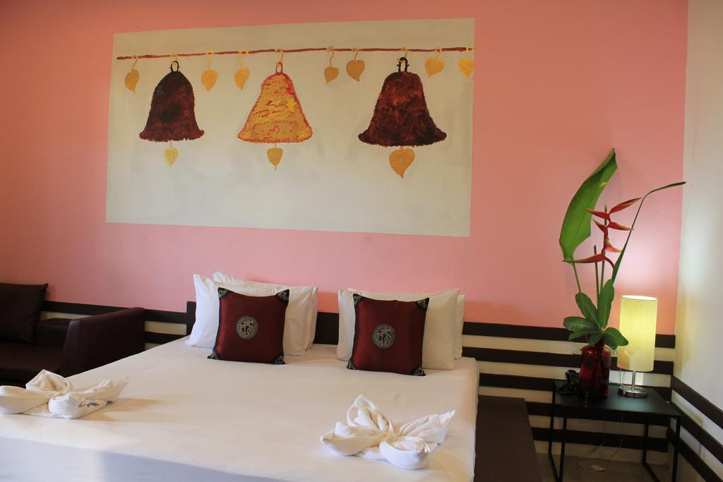 Mook Anda Hotel Phuket Bagian luar foto