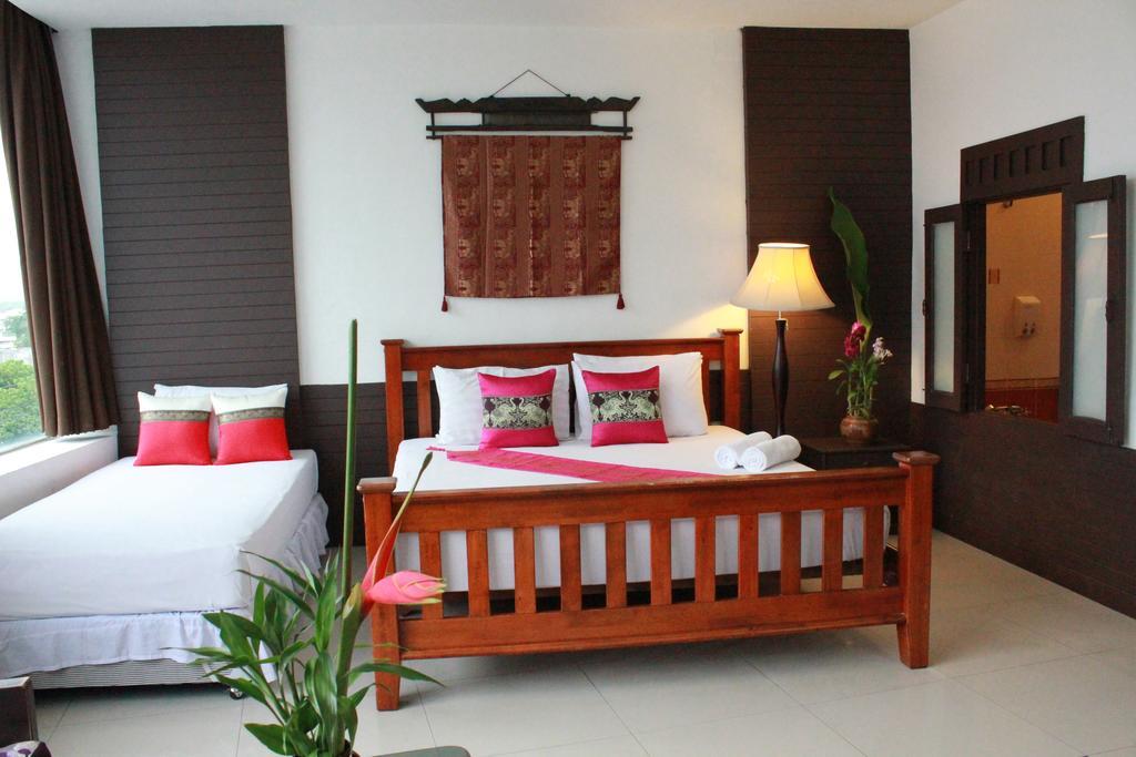 Mook Anda Hotel Phuket Bagian luar foto