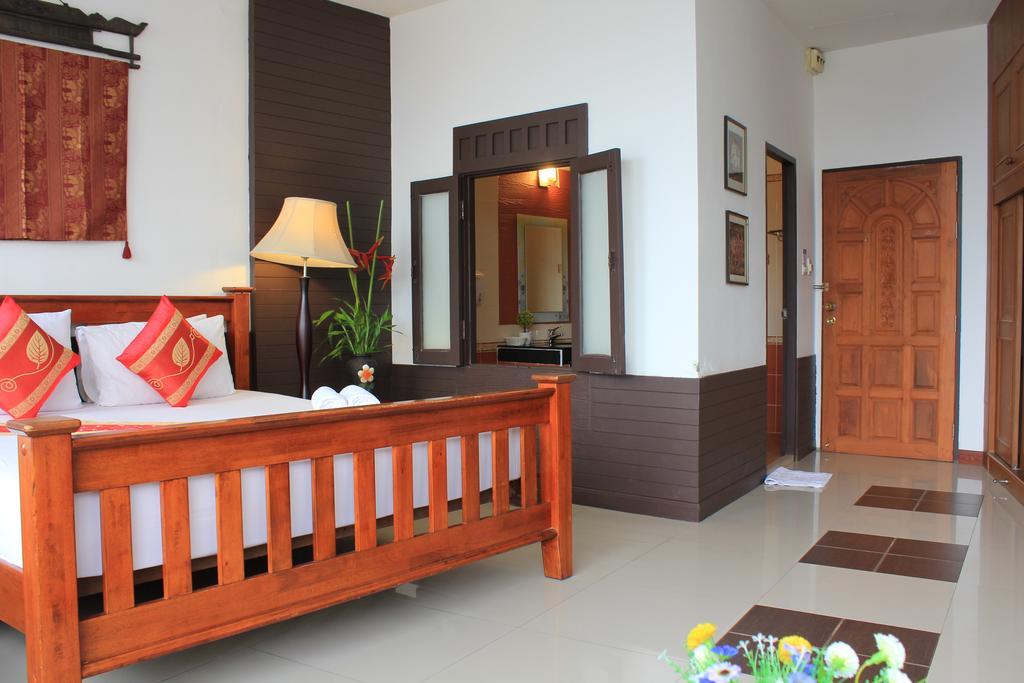 Mook Anda Hotel Phuket Bagian luar foto