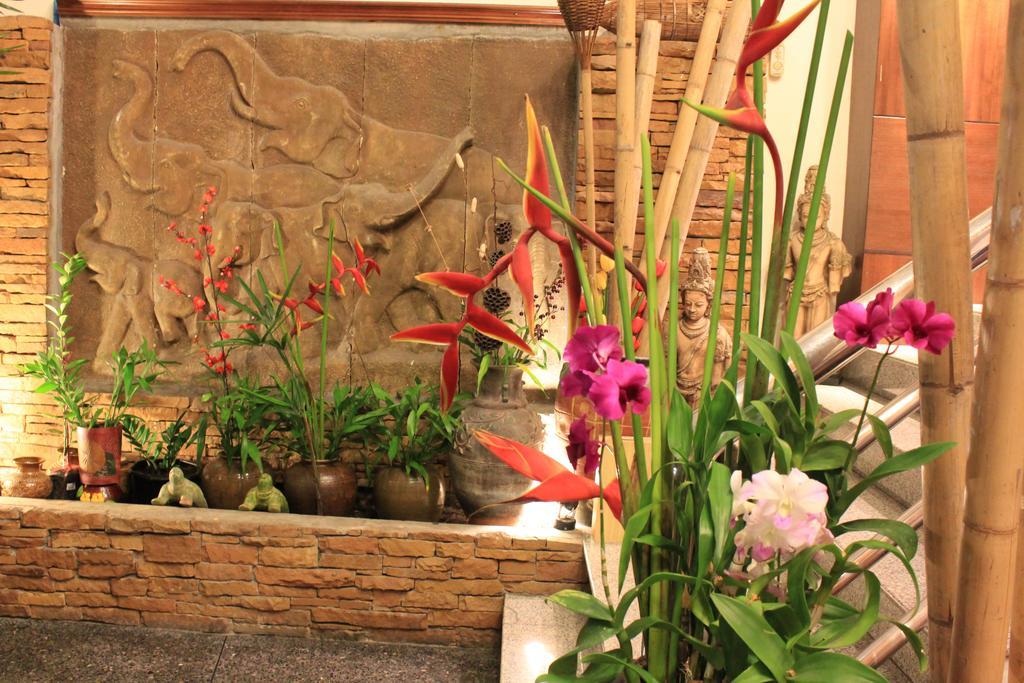Mook Anda Hotel Phuket Bagian luar foto