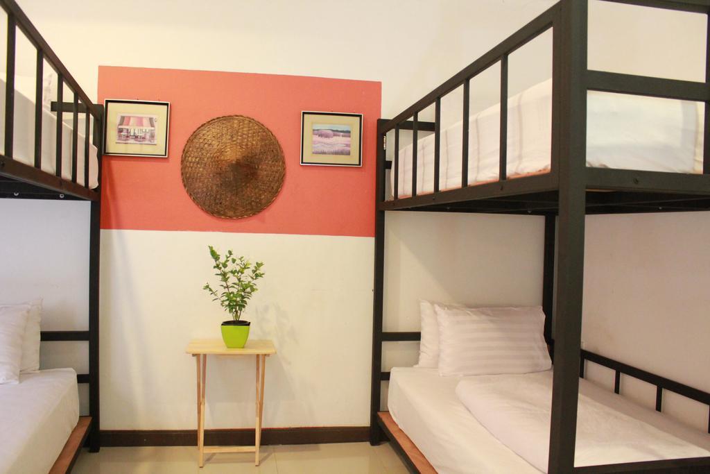 Mook Anda Hotel Phuket Bagian luar foto