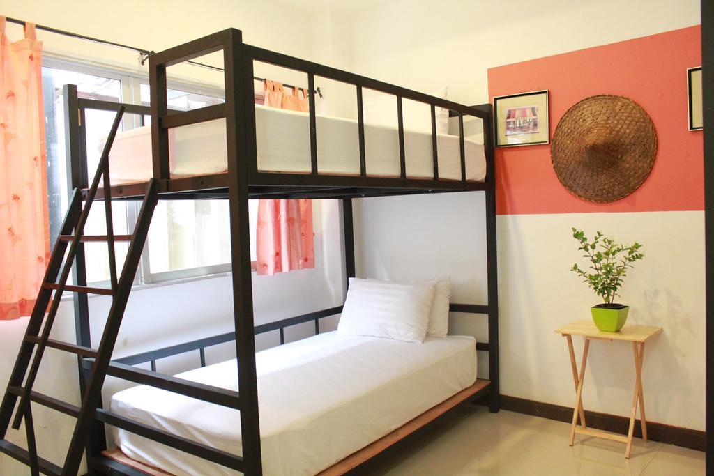 Mook Anda Hotel Phuket Bagian luar foto