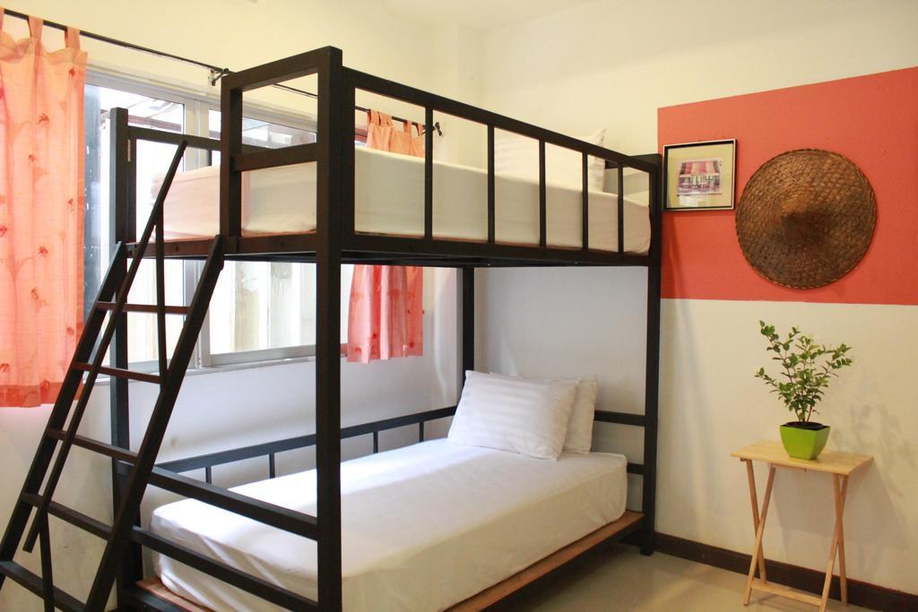 Mook Anda Hotel Phuket Bagian luar foto