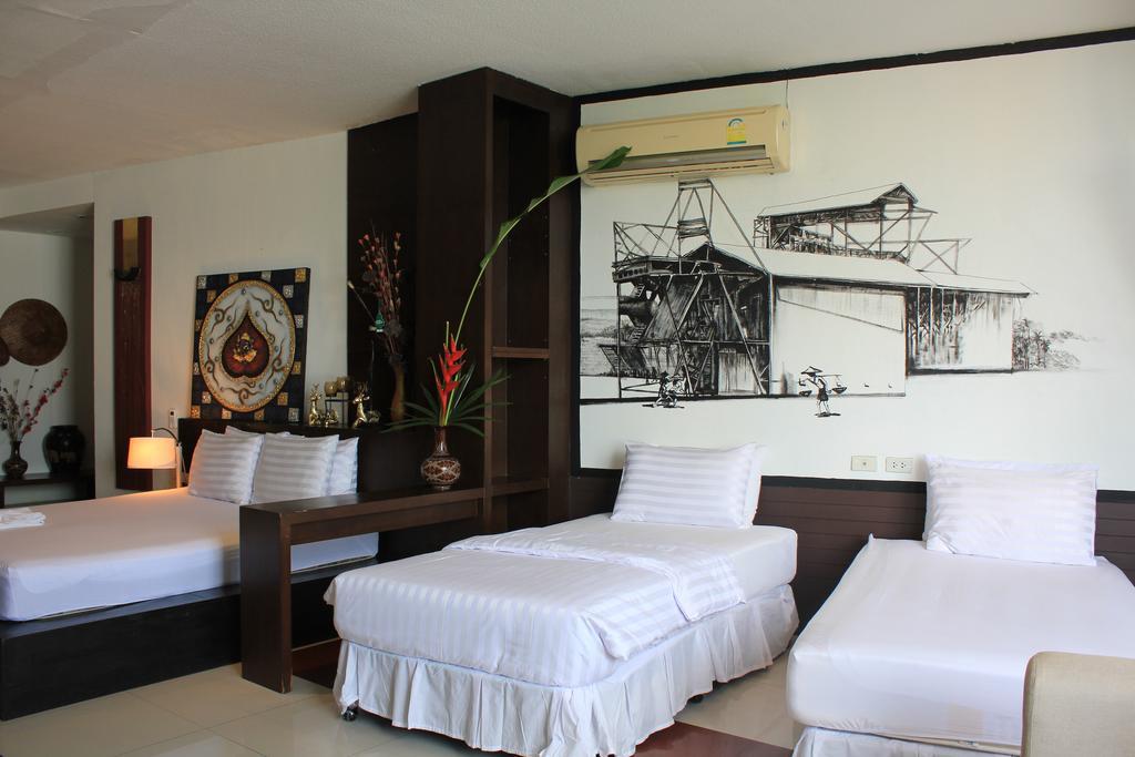 Mook Anda Hotel Phuket Bagian luar foto