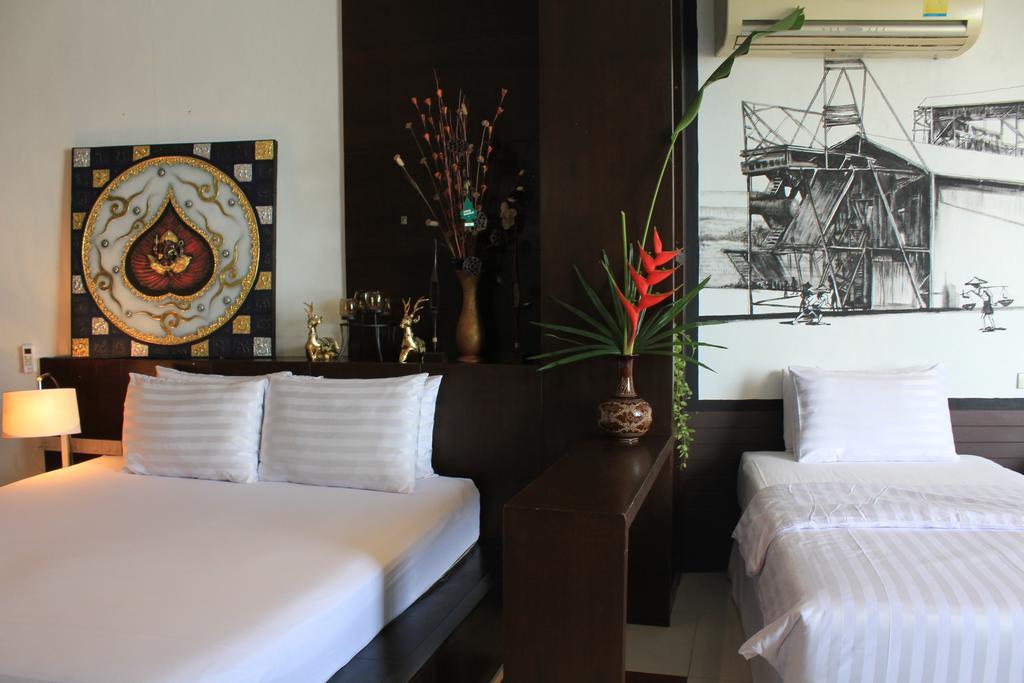Mook Anda Hotel Phuket Bagian luar foto