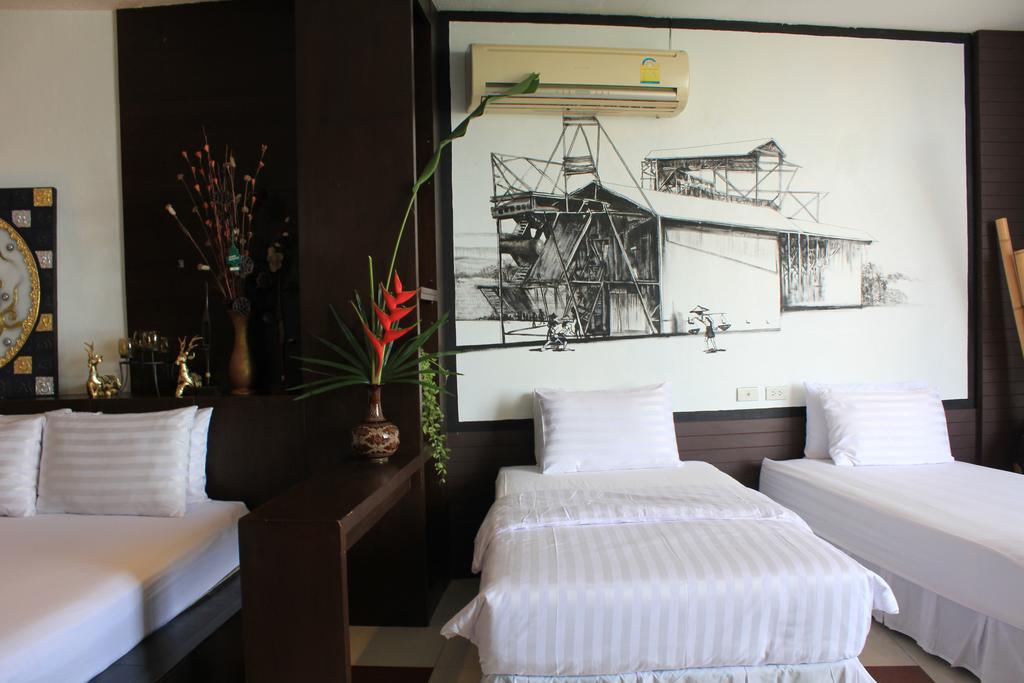 Mook Anda Hotel Phuket Bagian luar foto